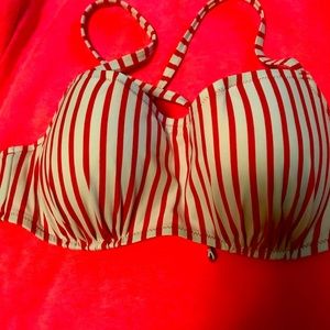 Bikini top size 34D like new